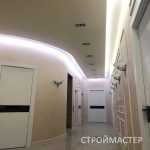 Натяжной потолок с подсветкой